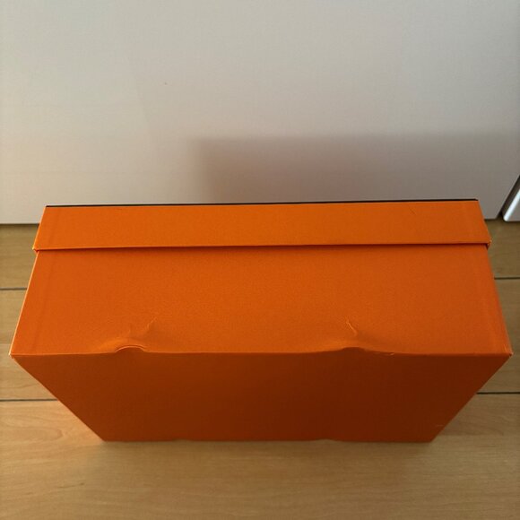 Hermes empty shoe box with ribbon - Picture 6 of 10
